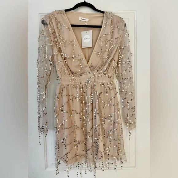 Dgmyg Dresses | Women's Deep V Neck Sequin Dress Beige | Color: Cream/Tan | Size: M | Pm-72505494's Closet